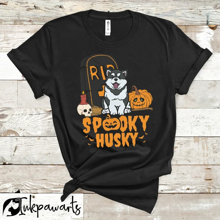 Dog T Shirt Cute and spooky Husky Halloween dog for Halloween and Husky lovers